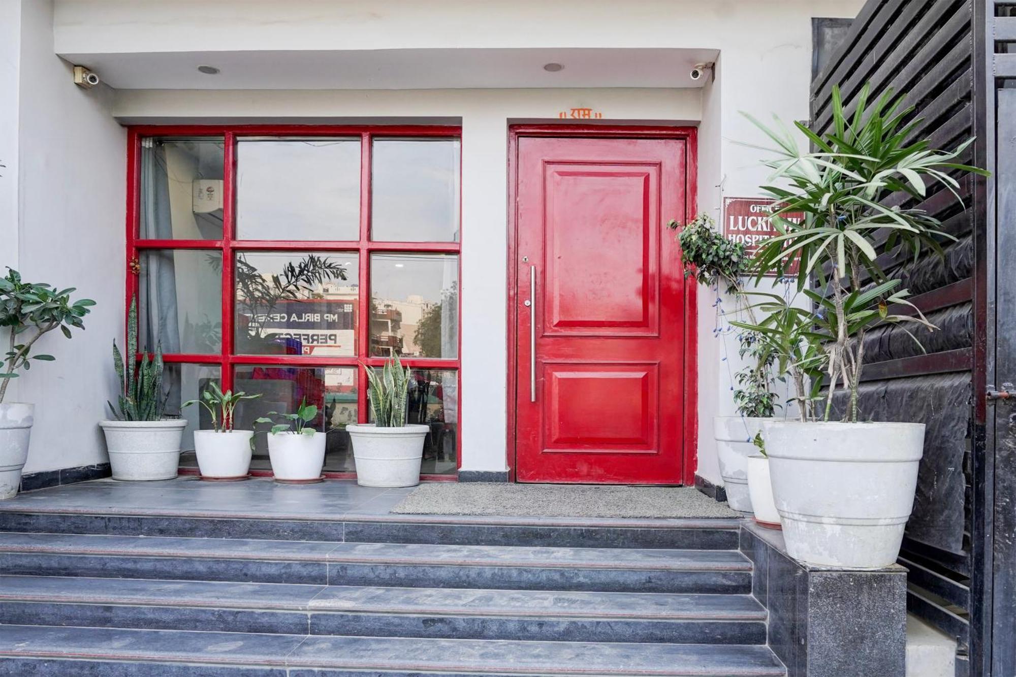 Super Townhouse Gomti Nagar Sector 6 Near Ekana Stadium Lucknow Extérieur photo