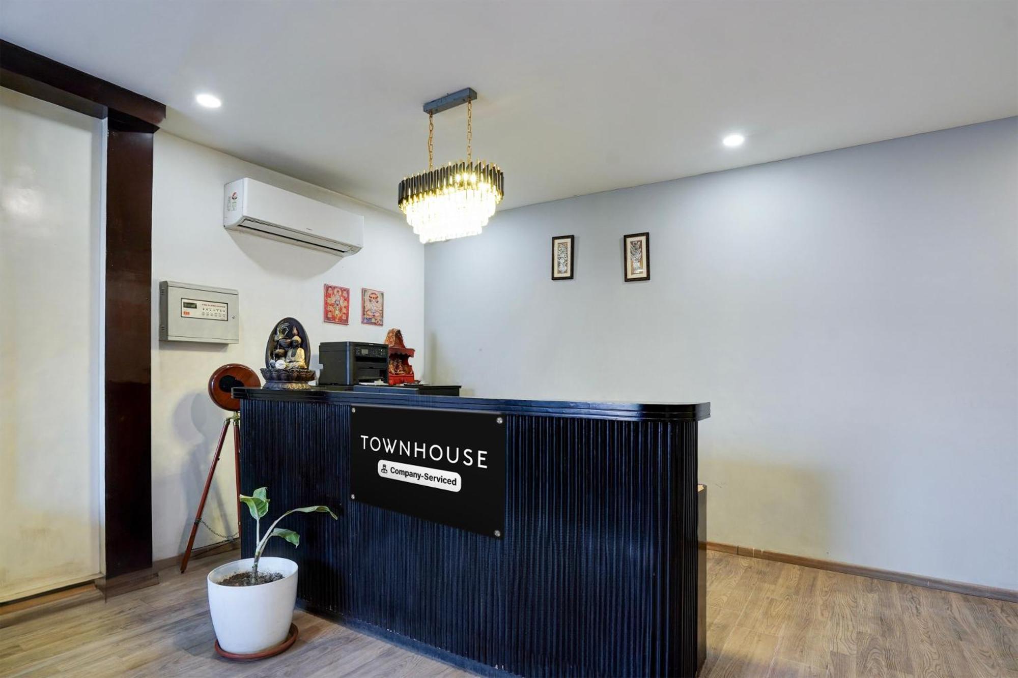 Super Townhouse Gomti Nagar Sector 6 Near Ekana Stadium Lucknow Extérieur photo
